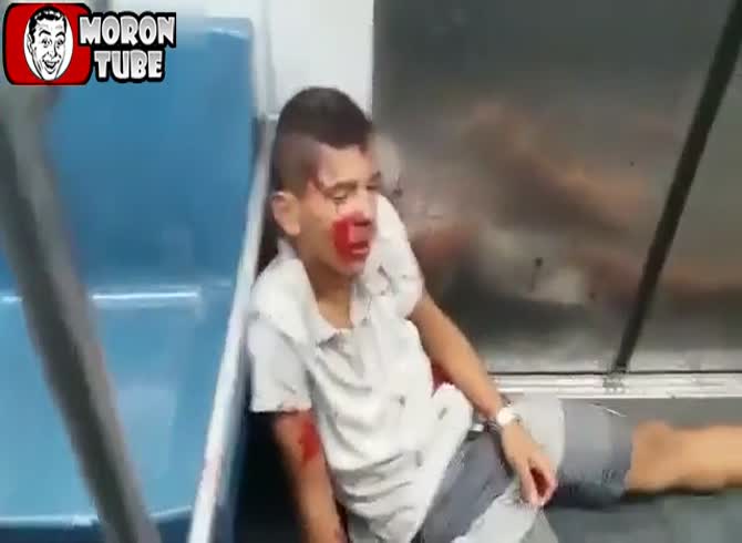 Video :One thief dead, another assaulted in a Recife subway (Public alert)
